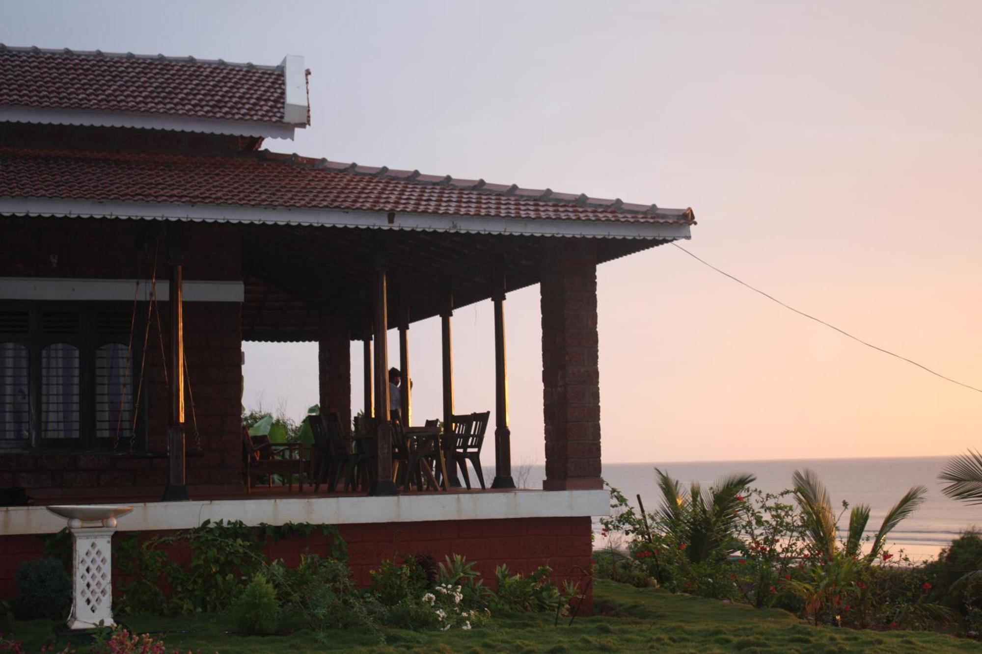 Beachfront Villas غانباتيبول الغرفة الصورة